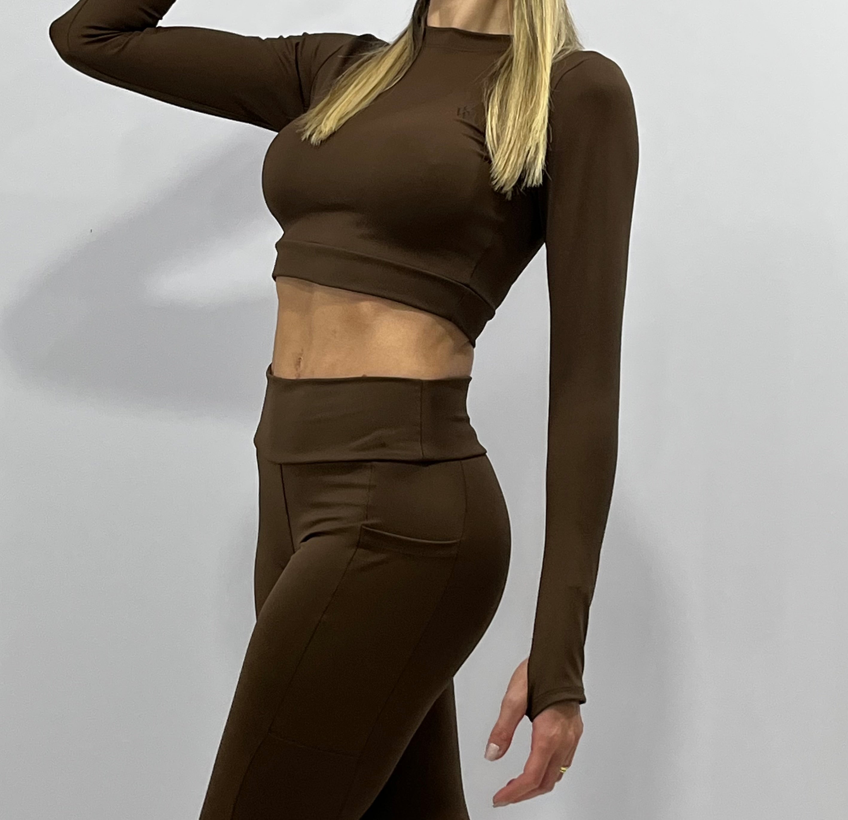 Cropped com dedal